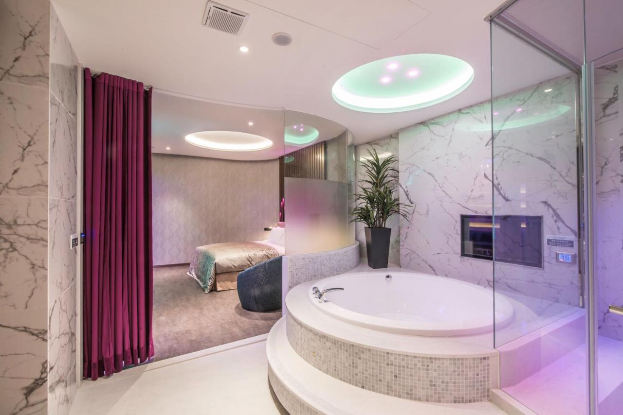 كاوشيونغ Luv U Motel المظهر الخارجي الصورة