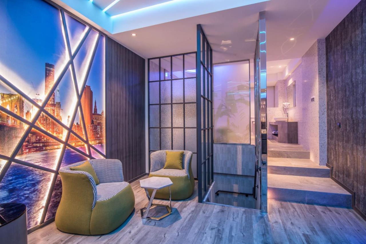 كاوشيونغ Luv U Motel المظهر الخارجي الصورة